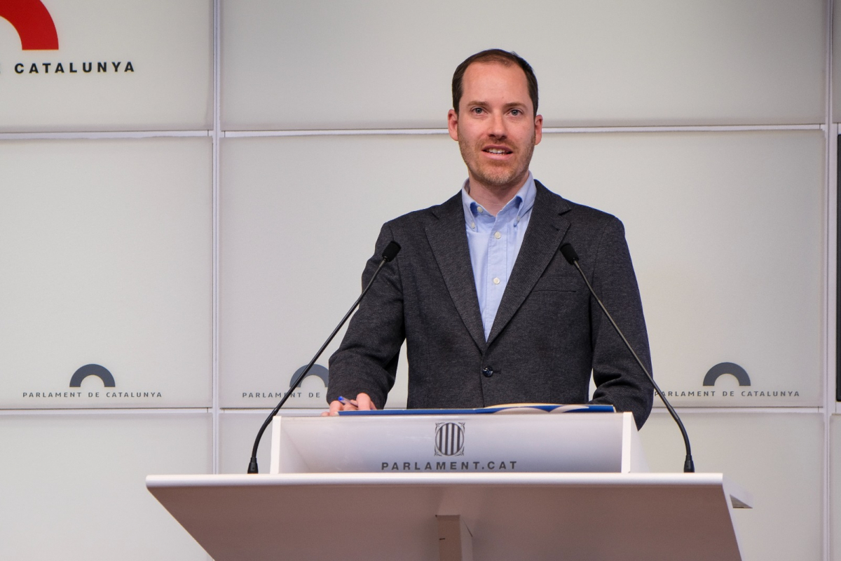 Juan Fernández: “Los independentistas marcan la agenda y Pedro Sánchez y Salvador Illa la ejecutan”